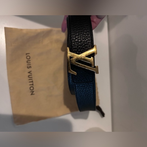 Louis Vuitton Reversible Gold Initials Belt (Black/Brown) - Picture 2 of 4